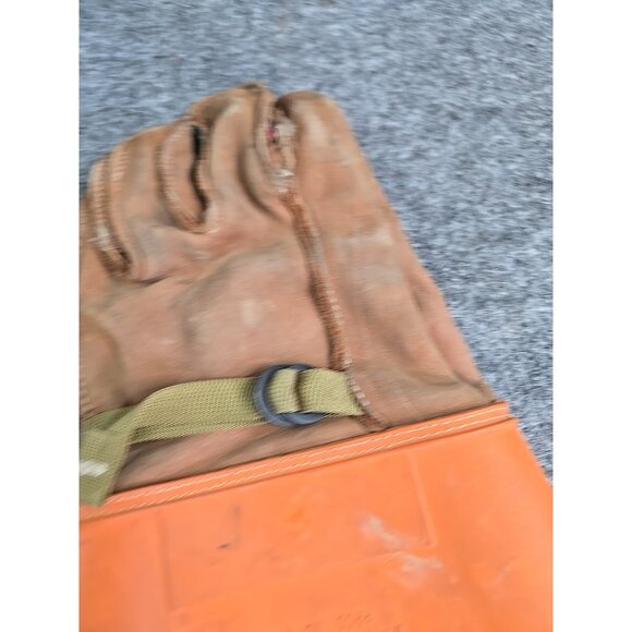 Salisbury Leather Protector Gloves Import Cowhide 14'' Length Prod No 1158 - Picture 3 of 7